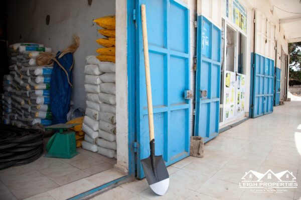 Metal Spade